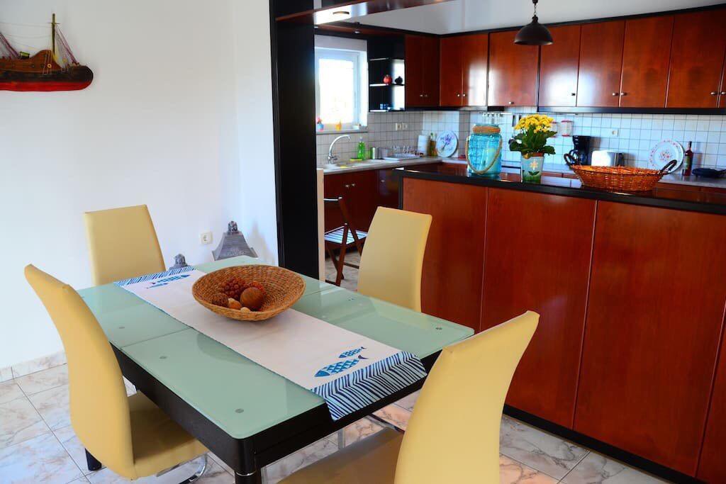 Christina Apartment Kíssamos Esterno foto