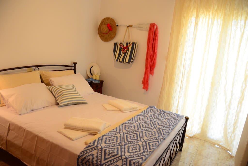 Christina Apartment Kíssamos Esterno foto